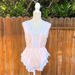 Vintage Tosca Pink Rose Lace Trim Teddy Lingerie Romper Snap Button Women Medium